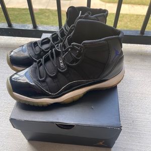Air Jordan 11 retro Space Jam size 7y